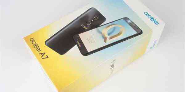 Alcatel A7: plastem neurazí, výdrží nadchne [recenze]